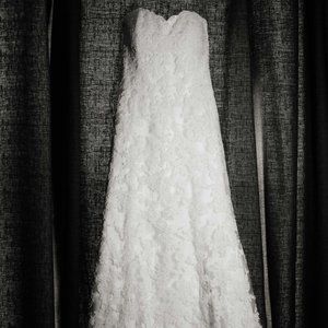 Maggie Sottero Lorie wedding dress. Size 10